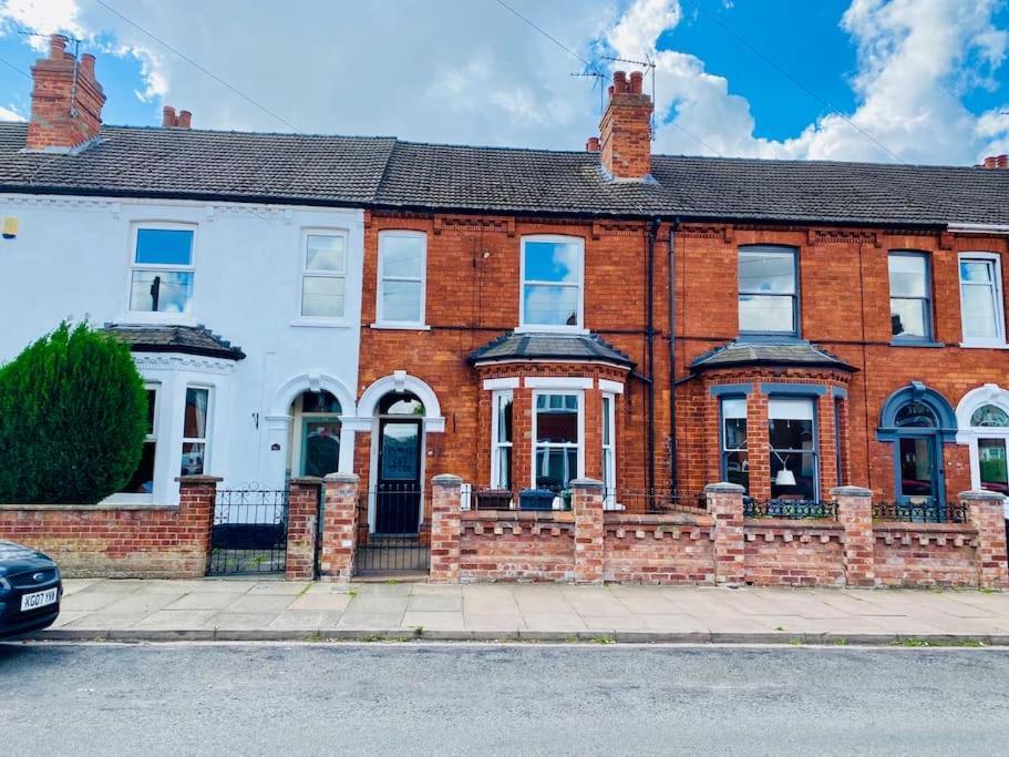 Spacious Victorian Townhouse With Cathedral Views Lincoln Kültér fotó